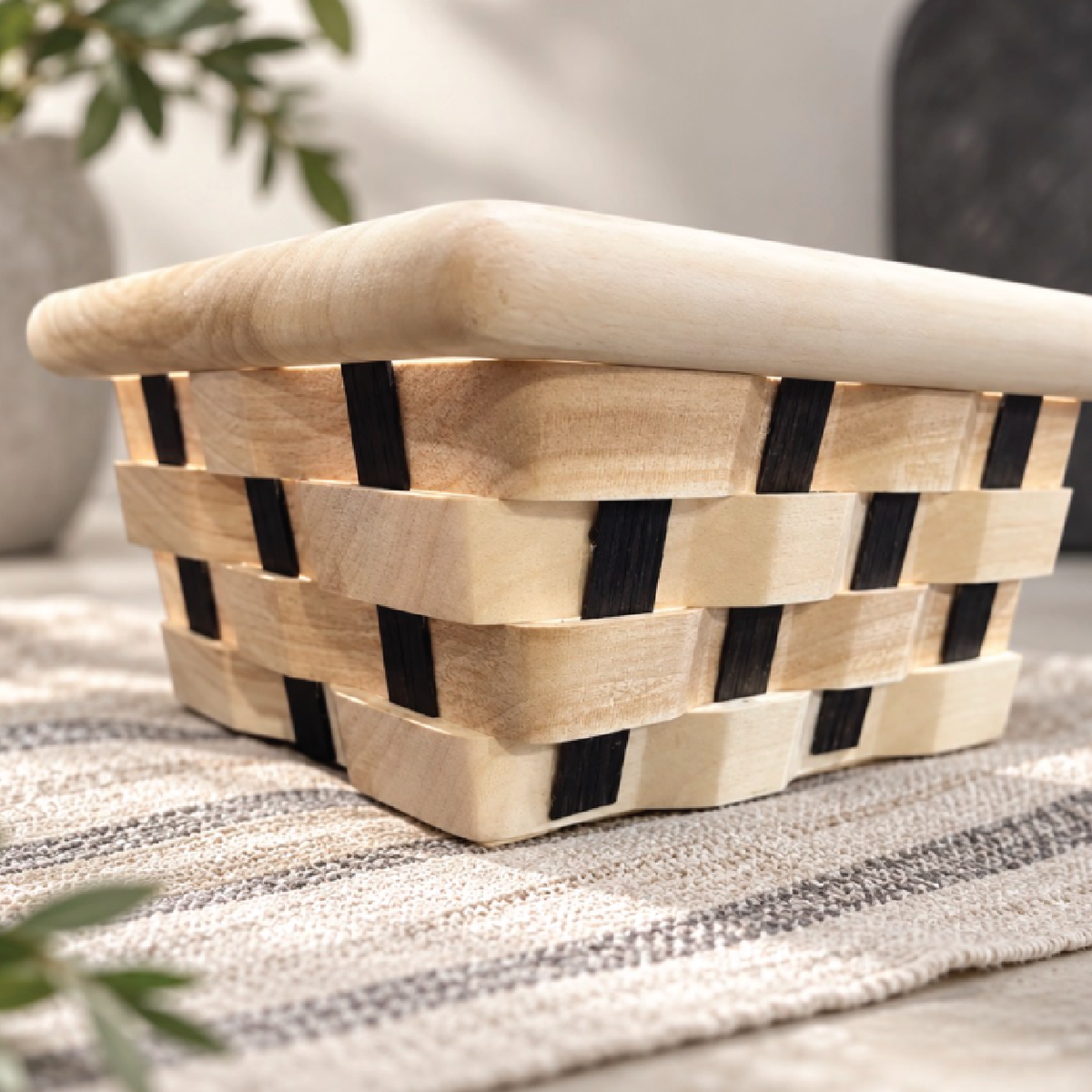 Wooden Basket  :  November 5